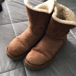 Ugh brown boot